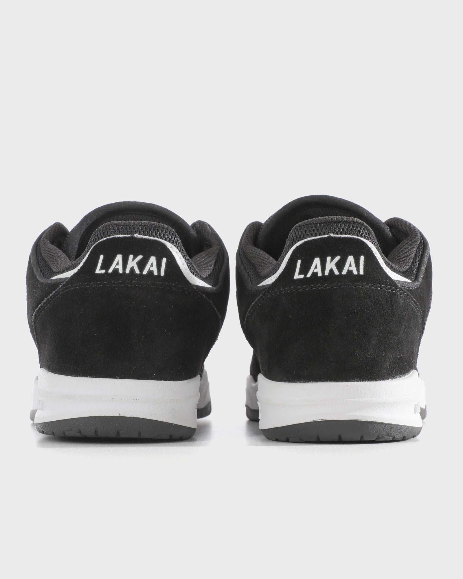 _Lakai_Telford_Low_skate_shoes_black_white_leather_BACK.jpg
