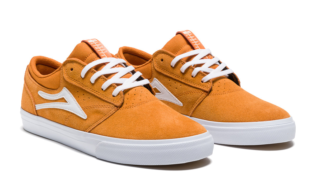 GRIFFIN_ORANGE-SUEDE_MS4210227A00_ORNGS_02_1200x_f25b3fcc-f2d3-4ef8-b793-5dcd1e68673b.jpg