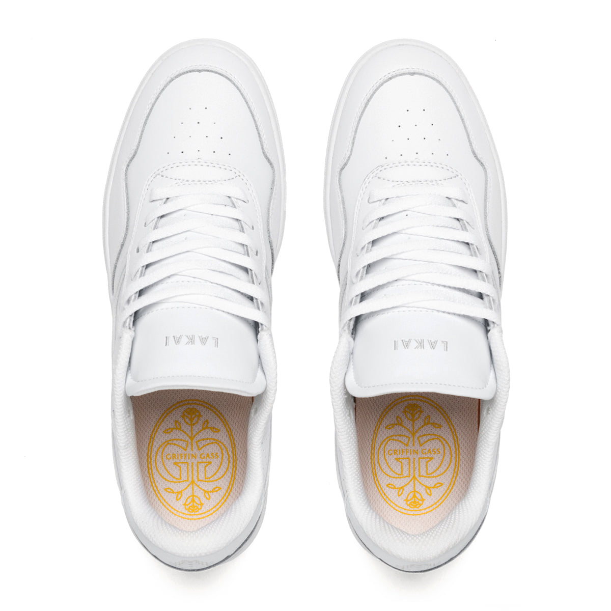 TERRACE_WHITE-LEATHER_MS3230130B00_WHLTR_03.jpg