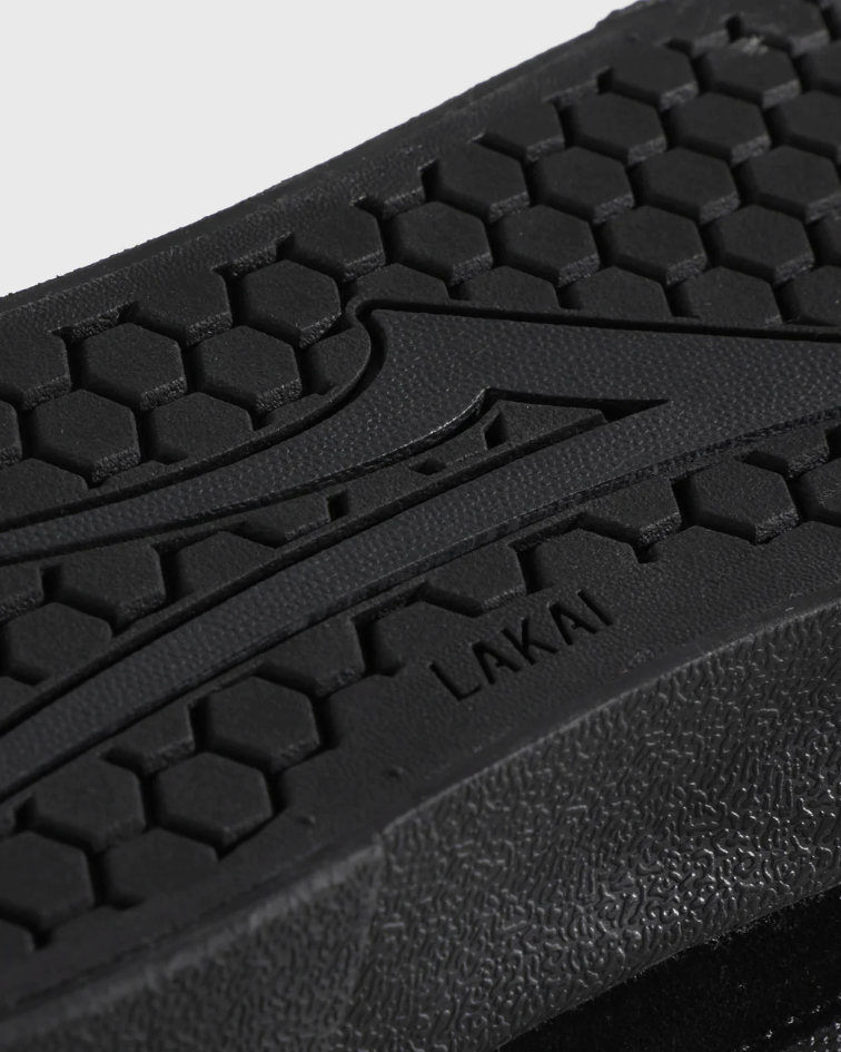 Lakai_Cambridge_Black_Black_suede_sole.png