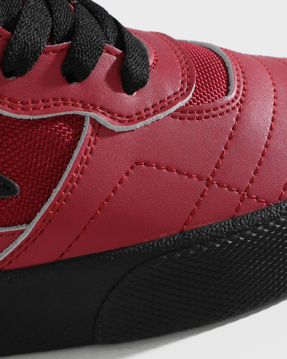 Lakai_Cambridge_Jumpei_CLOSE_2.png