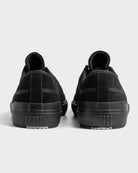 Lakai_Conrad_skate_shoes_black_black_suede_BACK.jpg