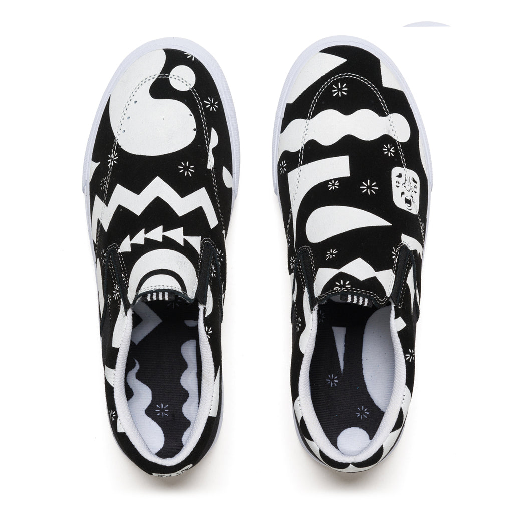LAKAI_ESOW_OWEN-VLK_BLACK-WHITE-SUEDE_MS2230232A00_BKWTS_03.jpg
